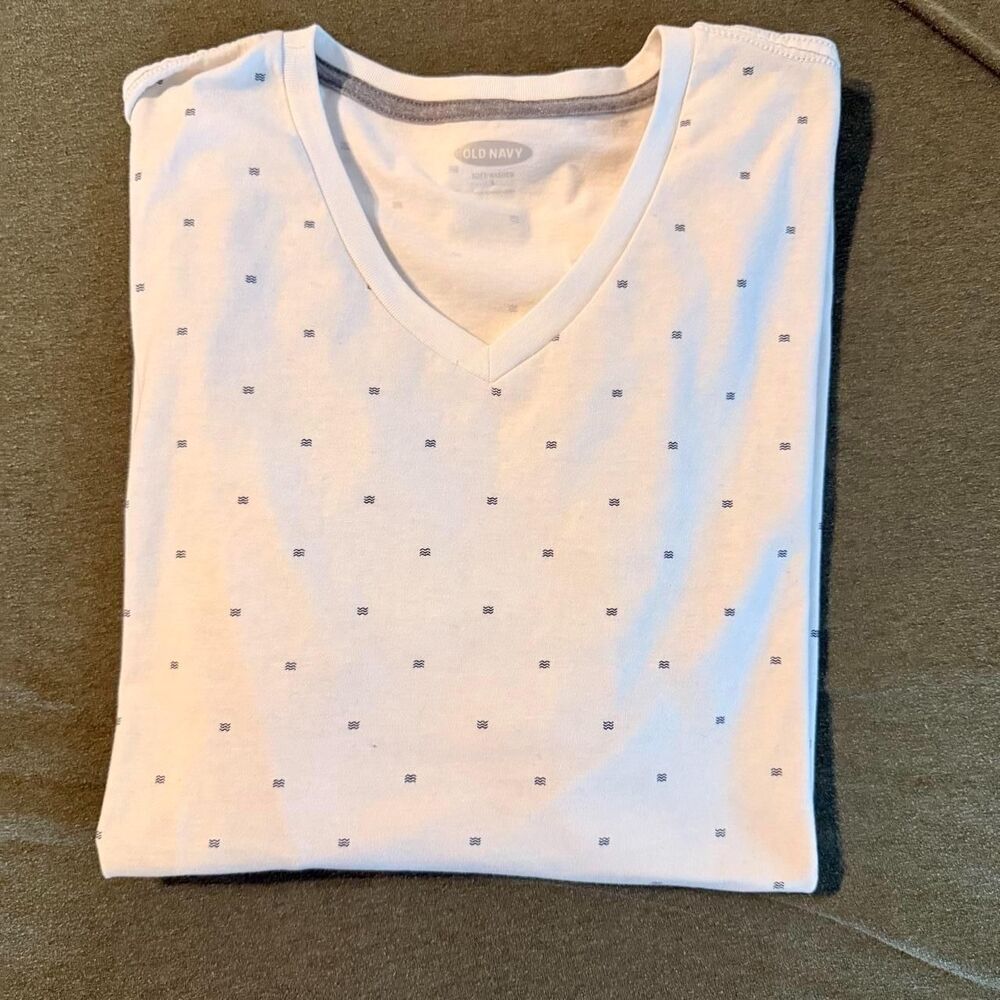 Old-navy Men's White and Pink Shirt